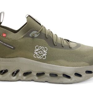 NWT LOEWE x On Cloudtilt Sneaker size 38